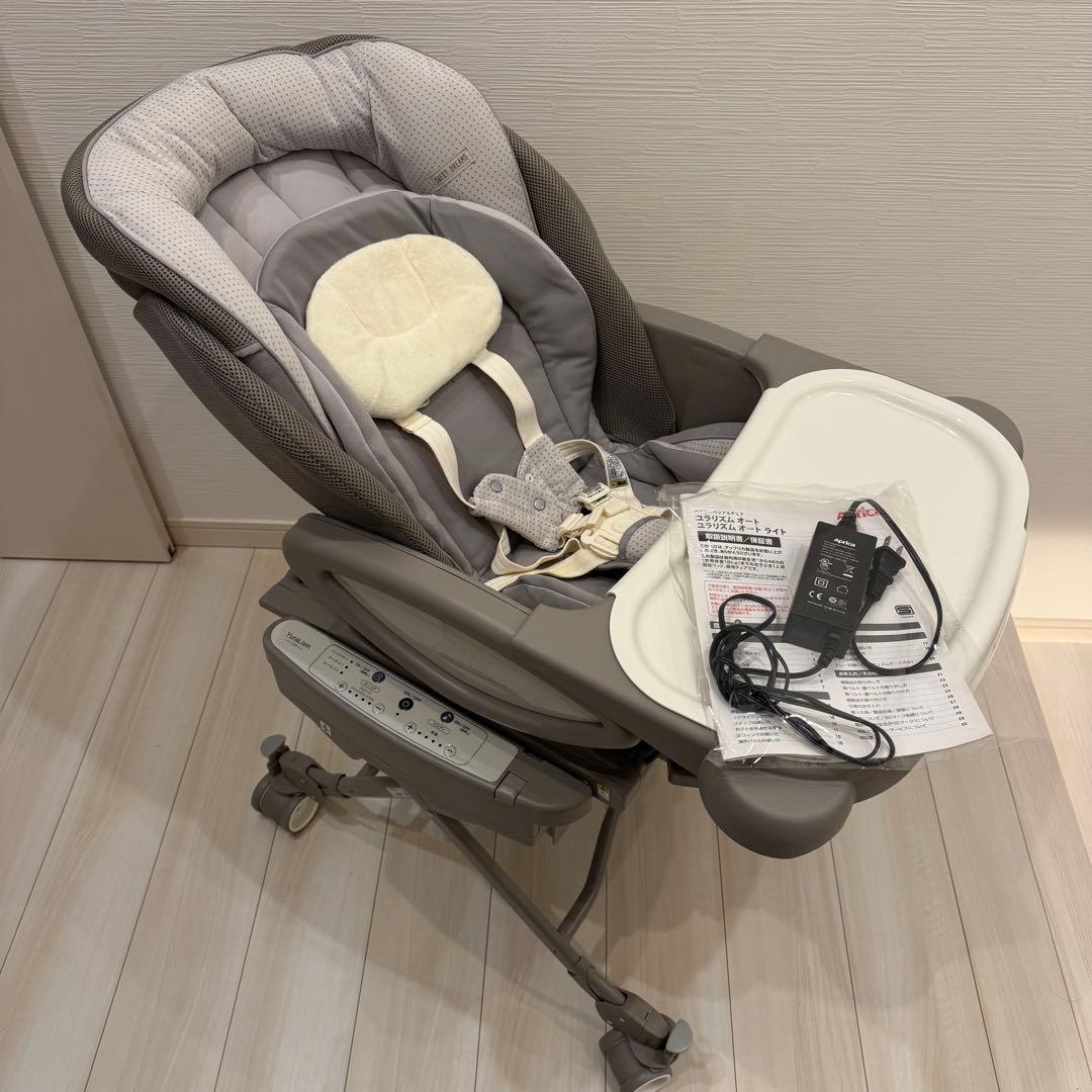 人気【美品】Aprica ユラリズム オートAC 電動ハイローチェア　グレー