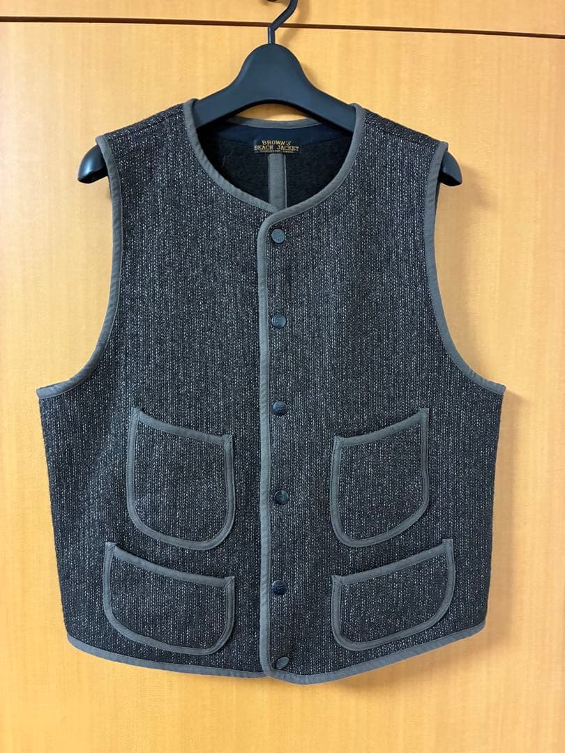 BROWN'S BEACH ブラウンズビーチ ベスト　フルカウント　40