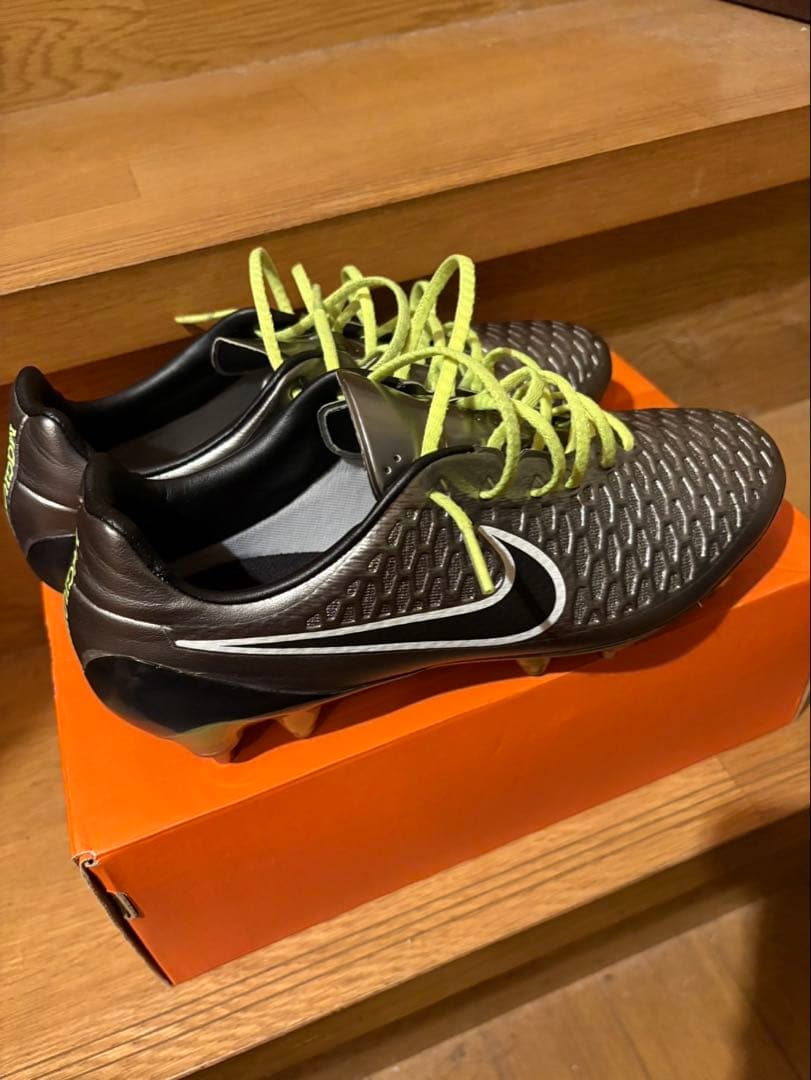 Nike マジスタ オーパスSG 24.5cm