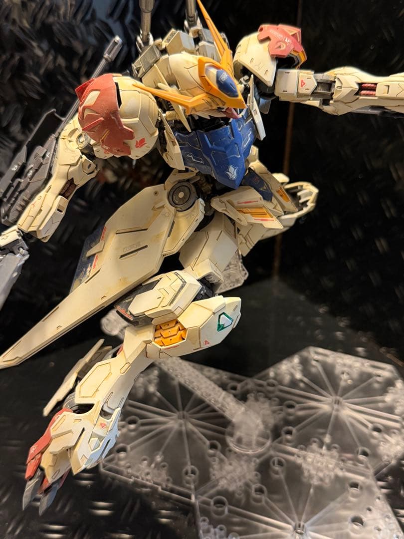 MG ガンダム　バルバトスルプス　完成品