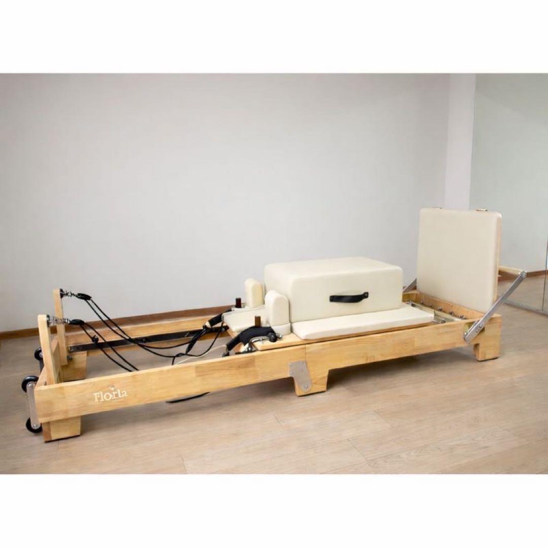 【新品 送料込】折りたたみ リフォーマー マシンピラティス ※値引きしました！