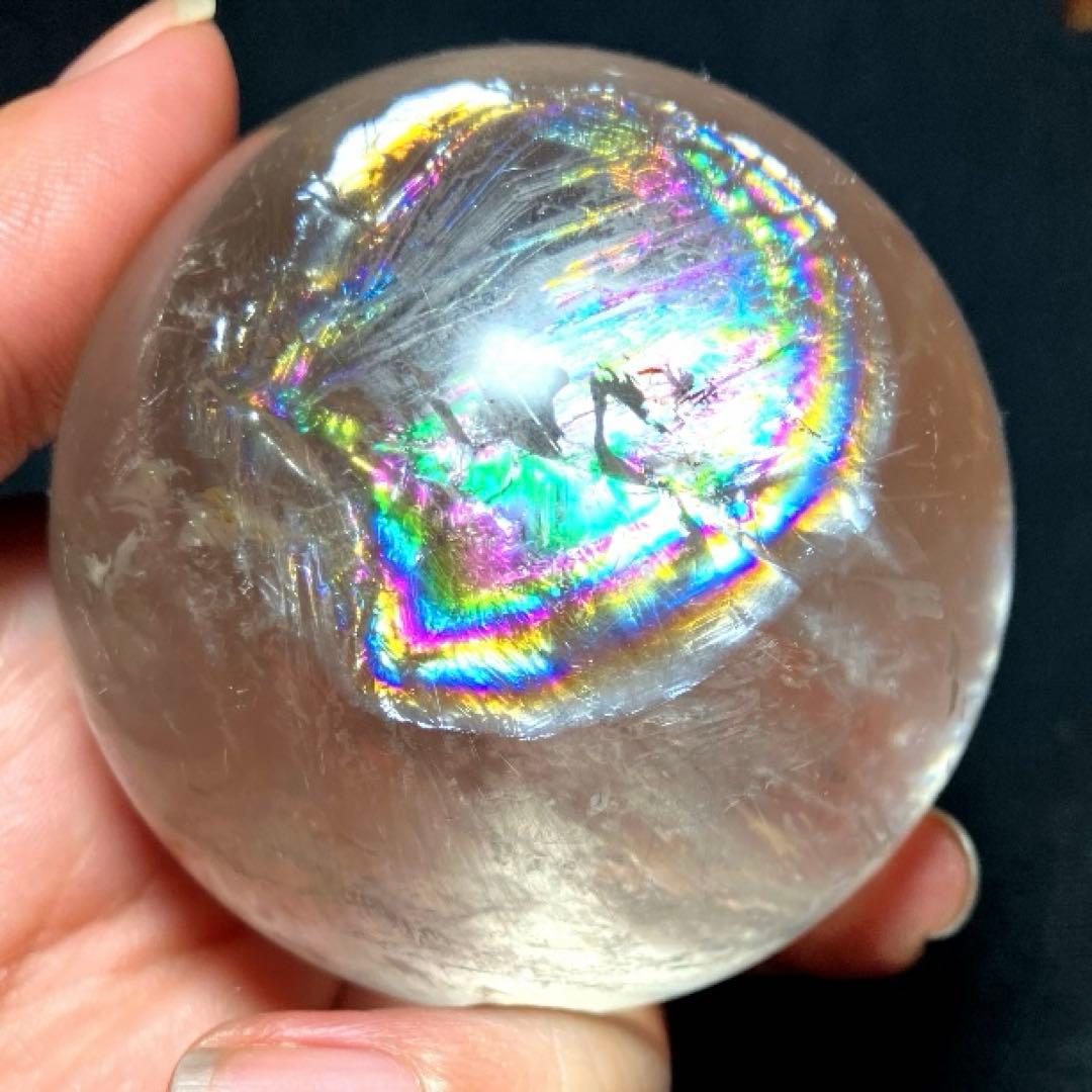 超大玉　62mm 虹入りゴールドルチルクォーツ　丸玉　スフィア　金針水晶
