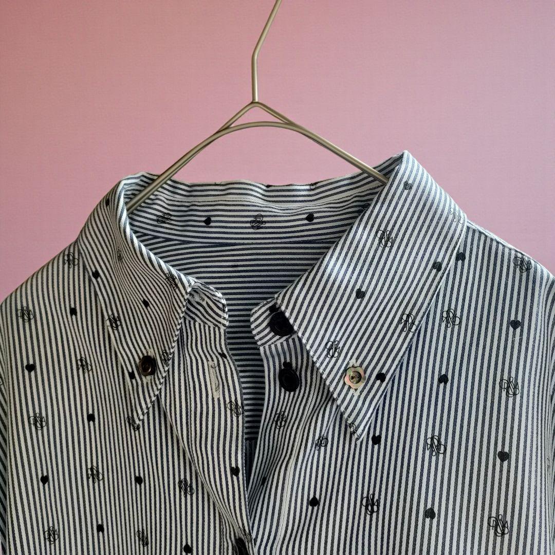 ロージーモンスター ハート ロゴ ストライプ シャツ ブラック