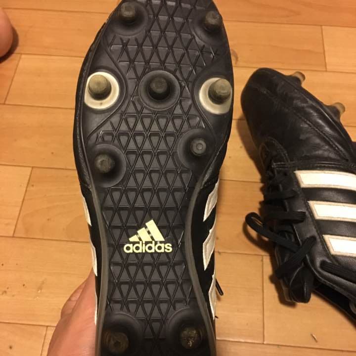 サッカースパイク gloro fg スパイク