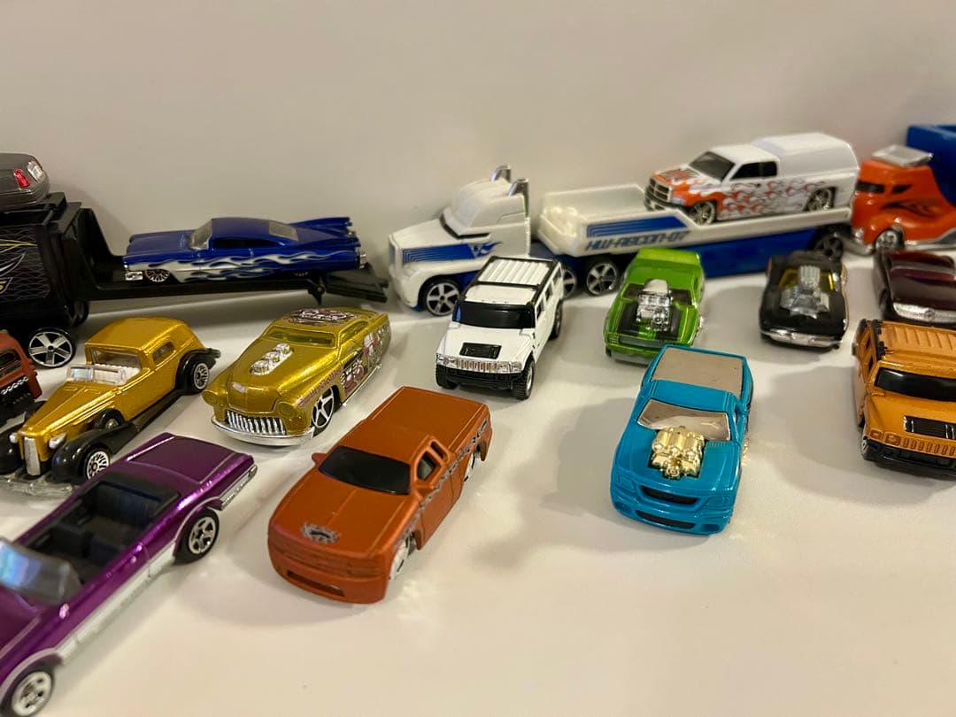 Maisto製 1/18スケール ホットウィール ミニカー フォルクスワーゲン