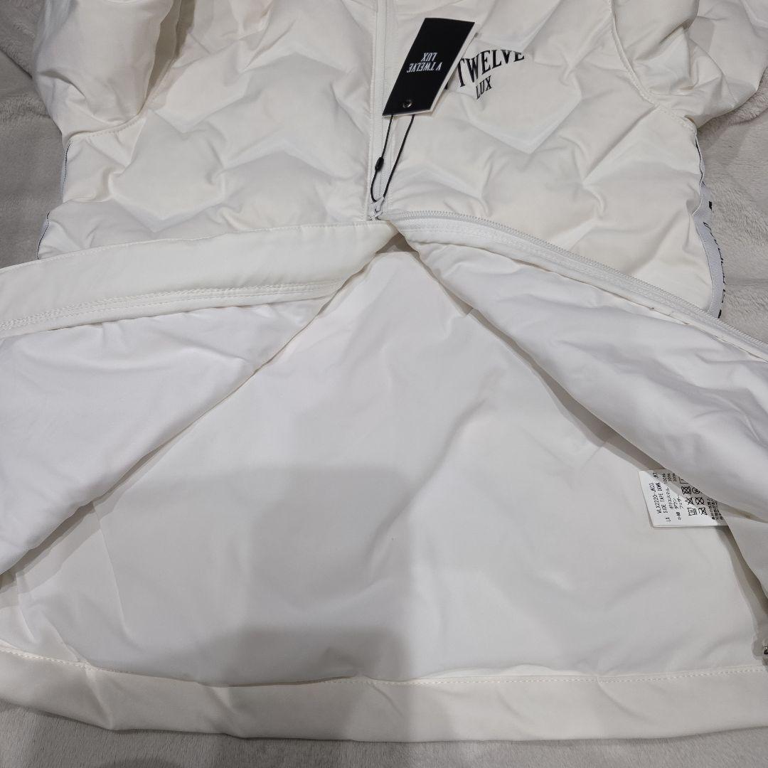 Twelve Lux フード付きダウンジャケット ホワイト