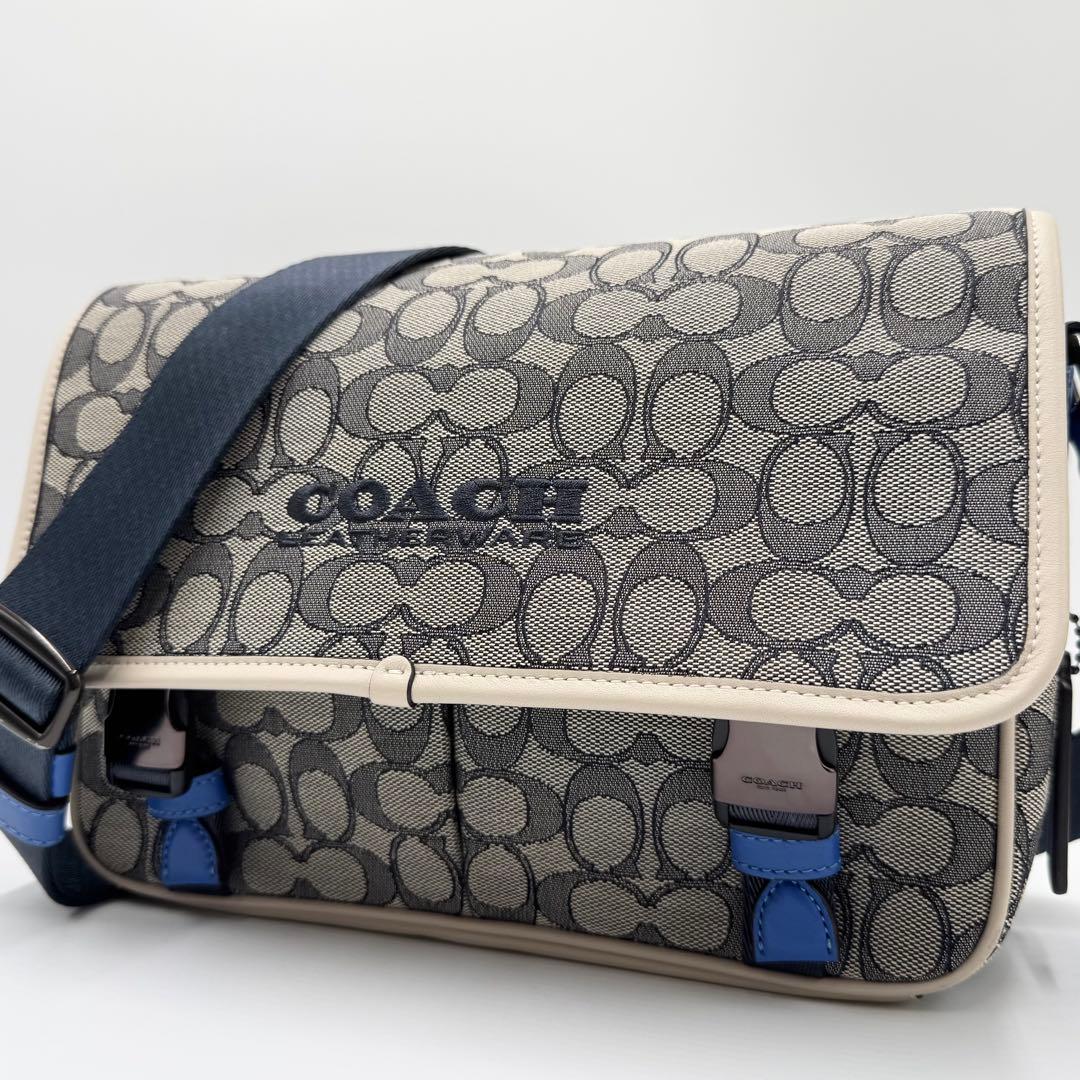 未使用級✨ コーチ リーグ メッセンジャーバッグ シグネチャー ジャガード 白