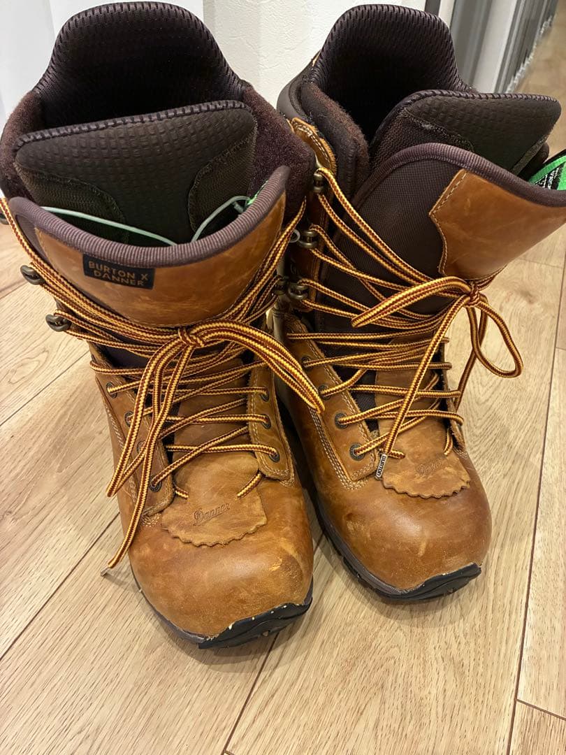 バートン×ダナー　スノーボードブーツ