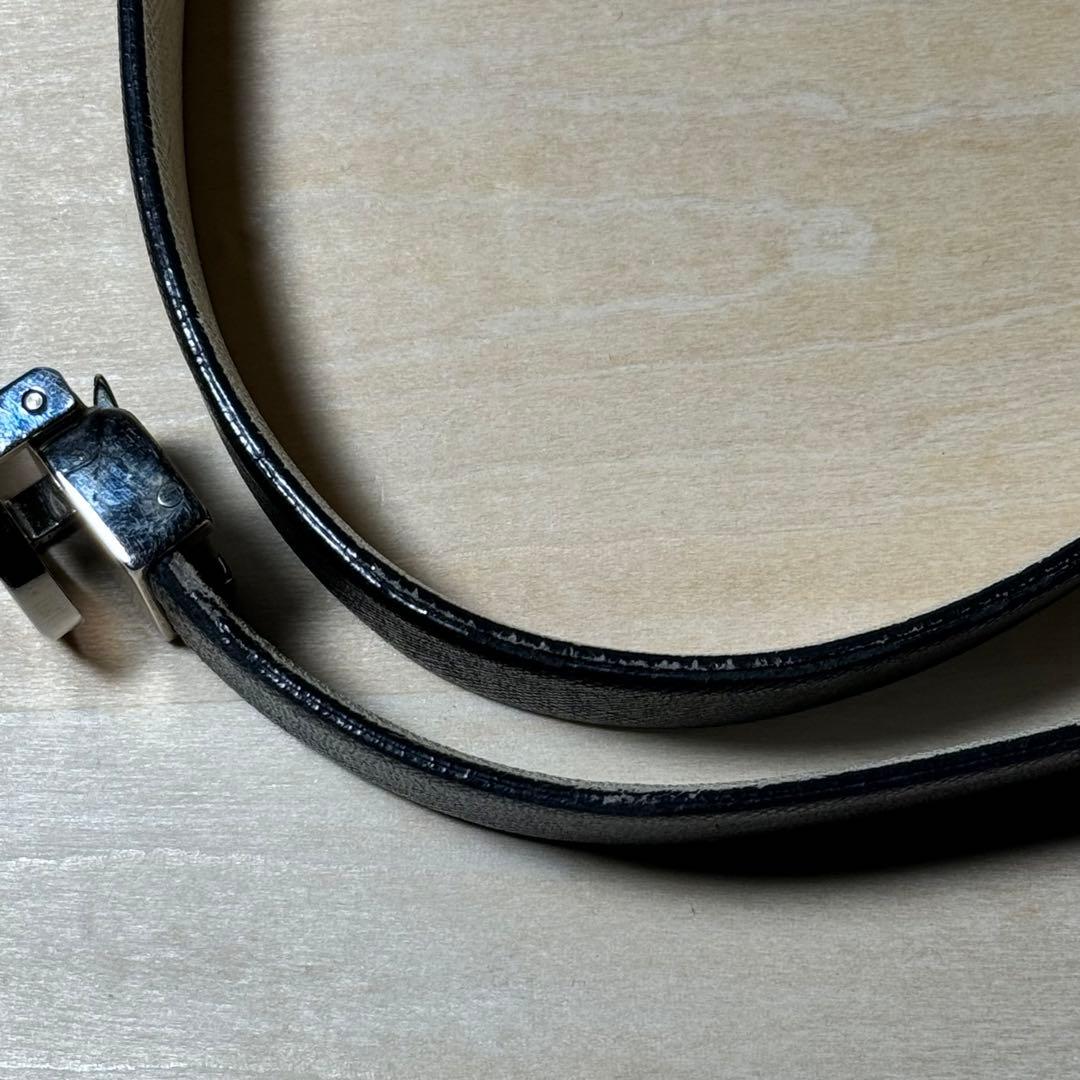 フェラガモ　リバーシブルレザーベルト　ブラック/アイボリー