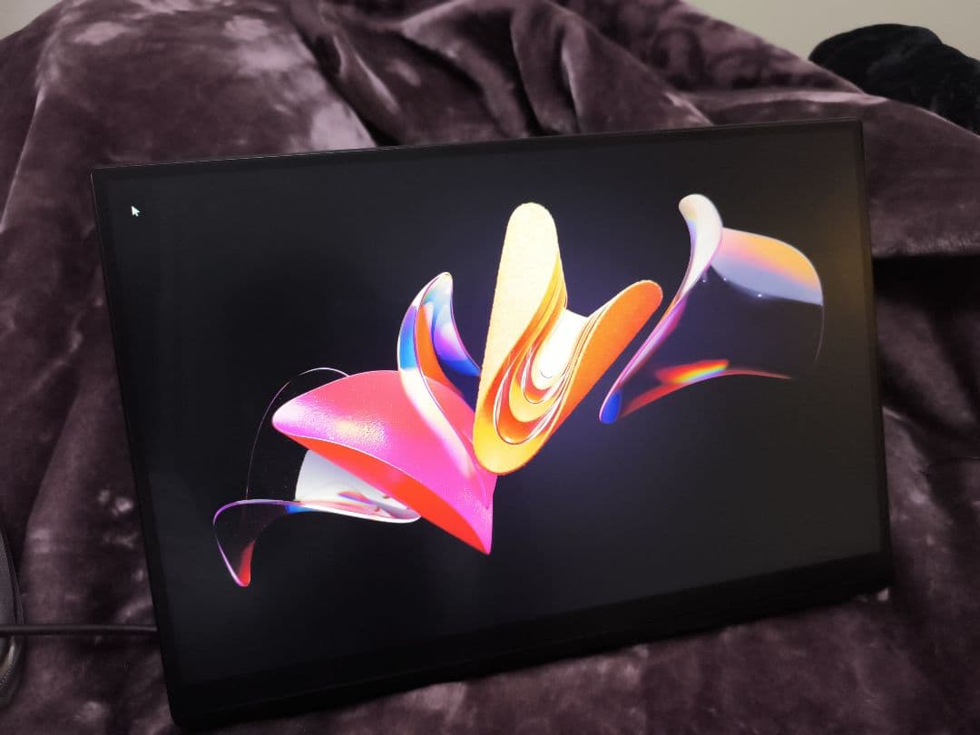 eWEI 16インチ　ディスプレイ／ペン対応　タッチパネル対応