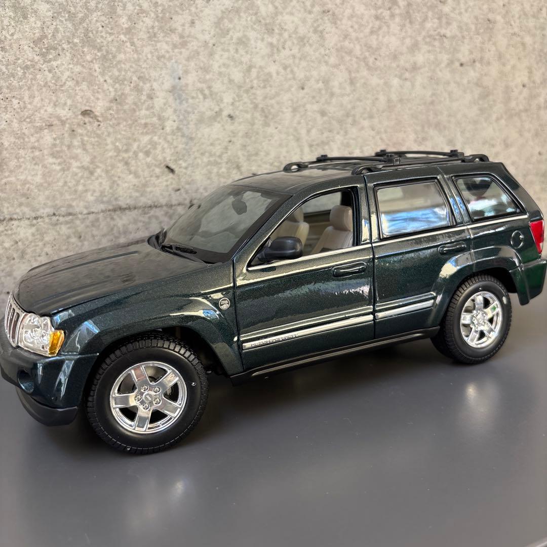 2005 Jeep Grand Cherokee　ジープ　グランドチェロキー