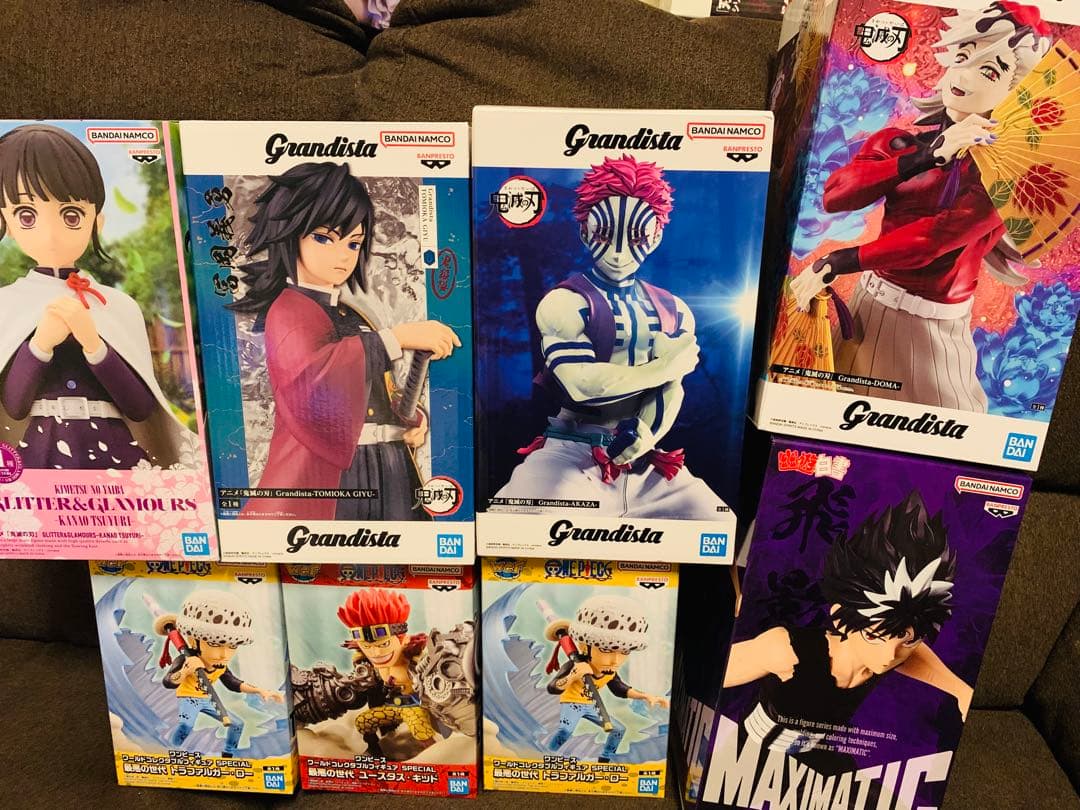 79 鬼滅の刃　フィギュア　童磨　猗窩座　冨岡義勇　カナヲ　飛影