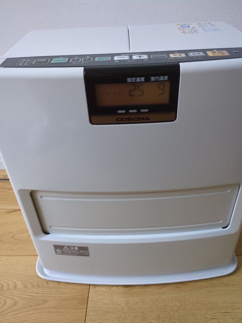 コロナ 石油ファンヒーター FH-VX3616BY ホワイト　2017年製