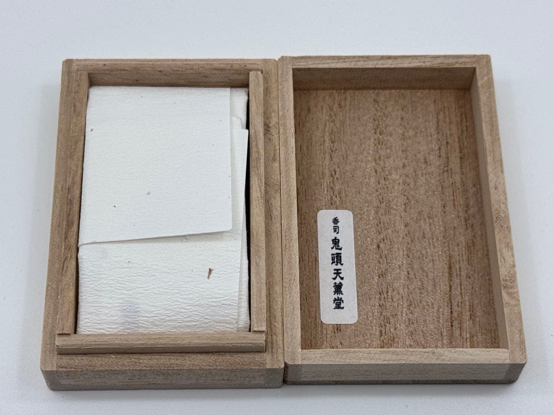 鬼頭天薫堂 香木 伽羅 柴の庵 1.1g