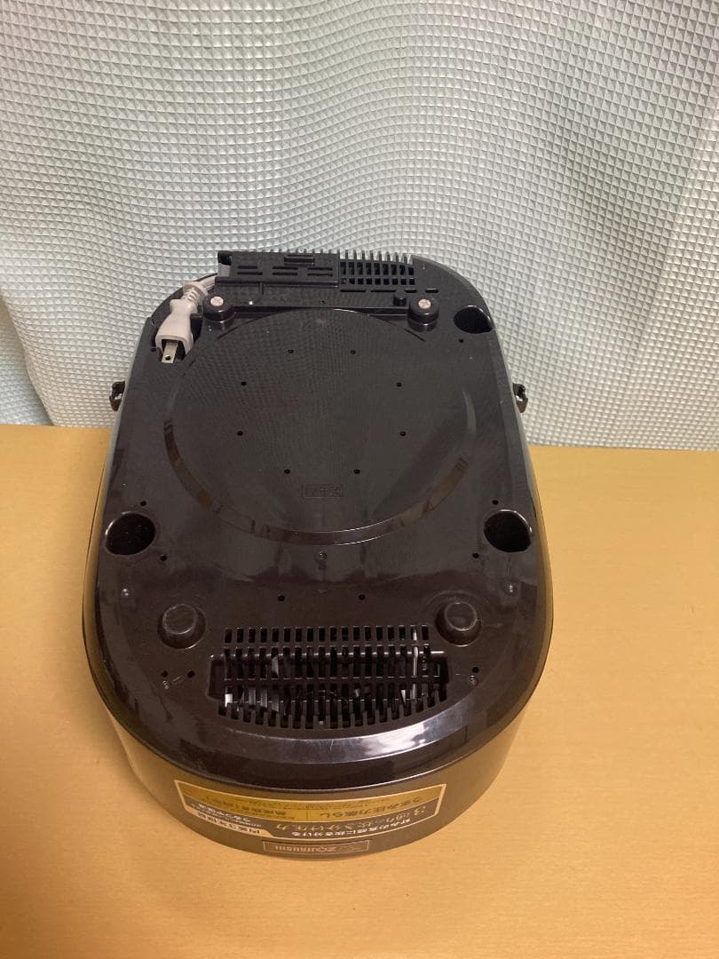 ★美品★ZOJIZUSHI 象印 圧力 IH 炊飯器 ジャー NP-ZF10