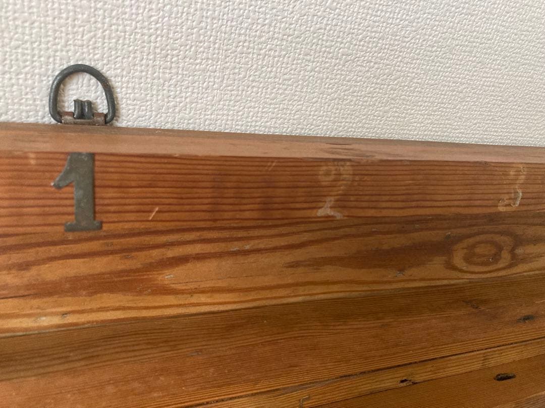 アンティークパインシェルフ