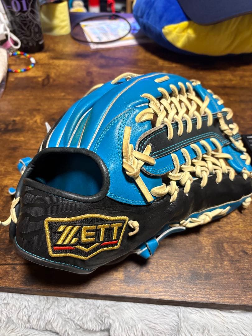 ゼット 軟式グローブ 青/黒 右投げ用　外野用