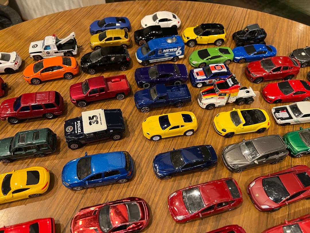 ミニカー　マジョレット　ホットウィール　まとめ売り約110台