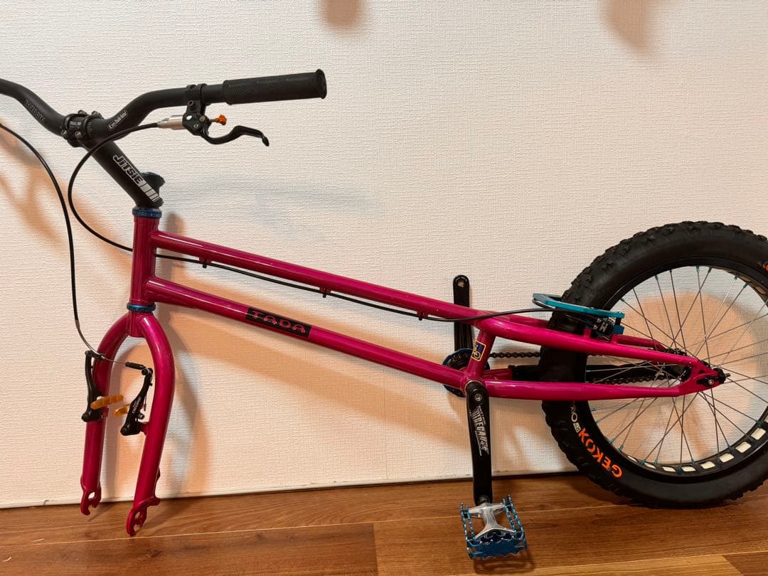 まー　トライアルバイク20インチ