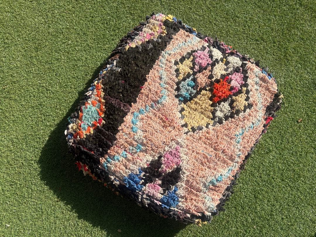 モロッコ　プフ　pouf アジラル　オットマン クッション　ラグ　147