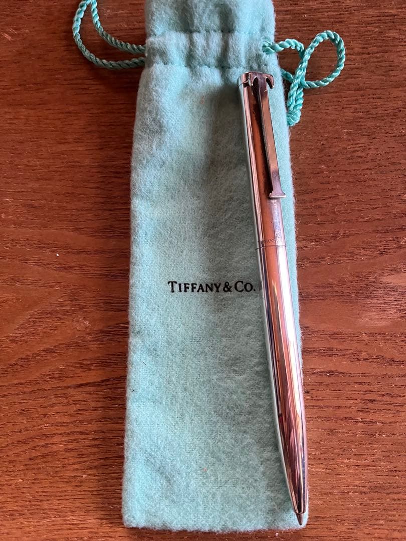 Tiffany & Co. シルバーボールペン　ティファニーブルーの布袋付き