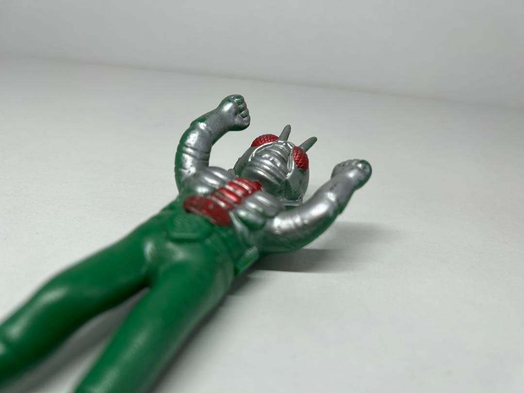 無版権　仮面ライダーV3 ミニソフビ 当時物　駄菓子屋　パチ　石森プロ