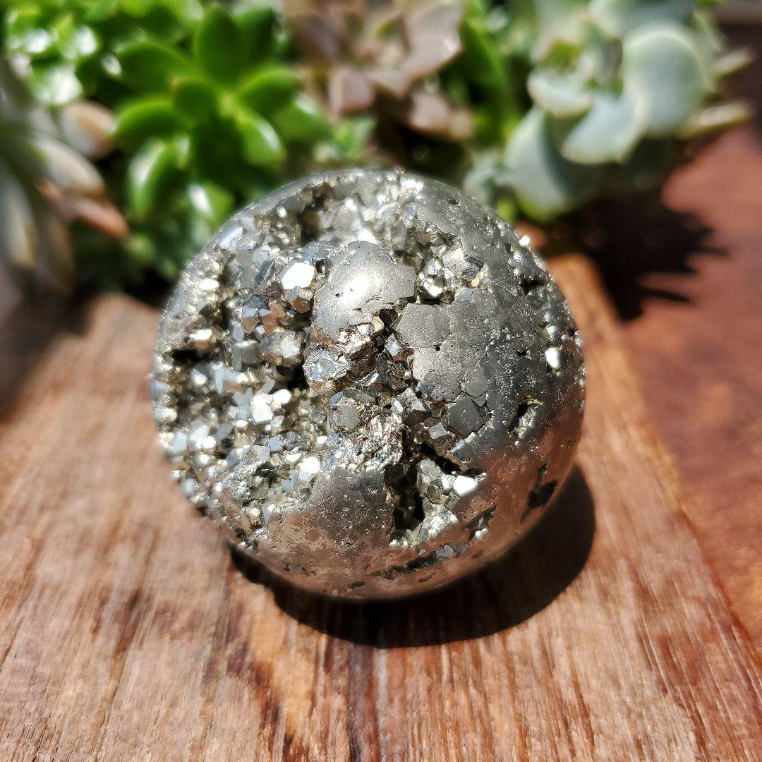 パイライト鉱石　スフィア　3　ペルー産　パイライト標本