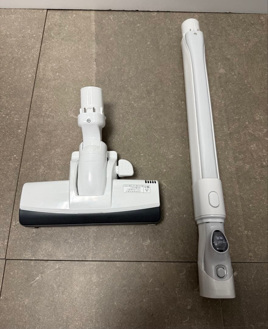 パナソニック◇紙パック式キャニスター掃除機 MC-PJ240G-W ホワイト