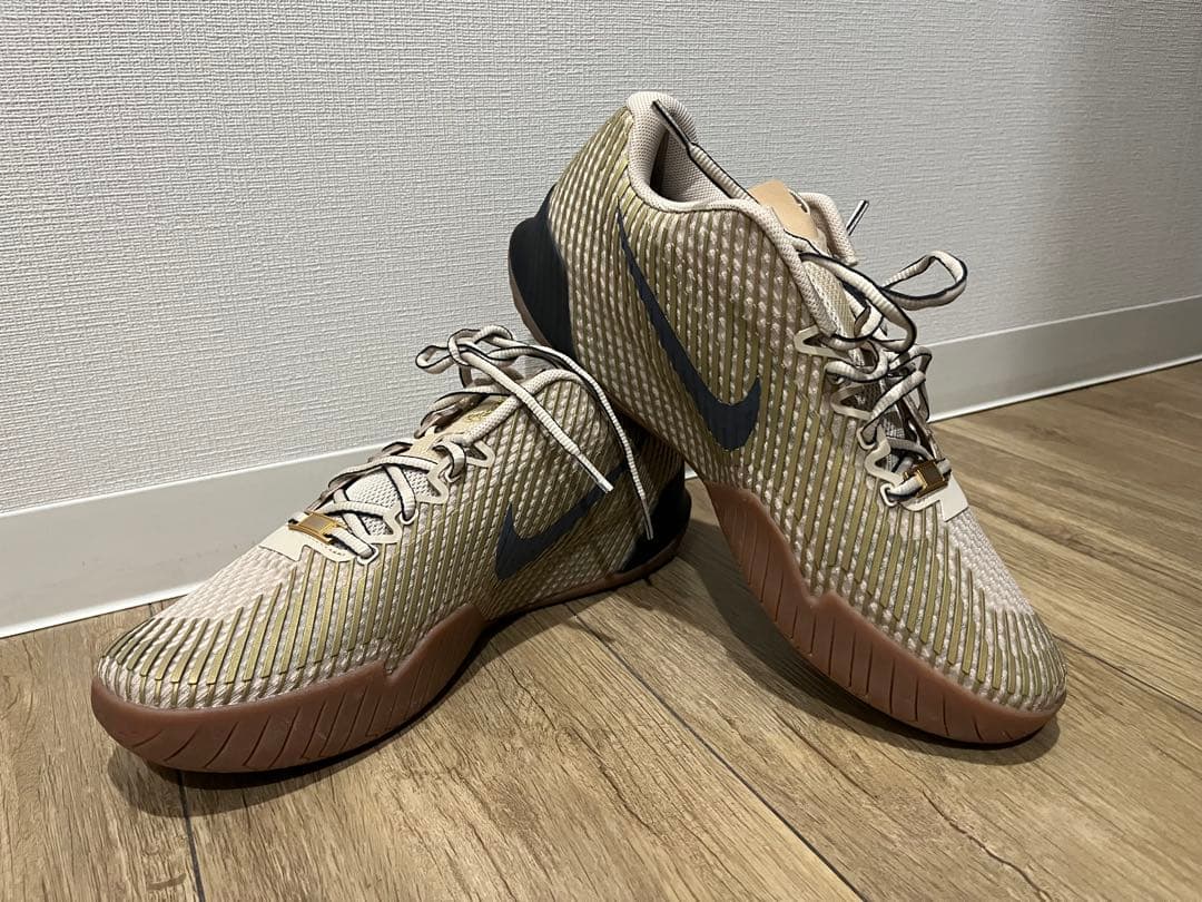 NIKE コート エアズーム ヴェイパー11 HC PRM　未使用　28.5cm