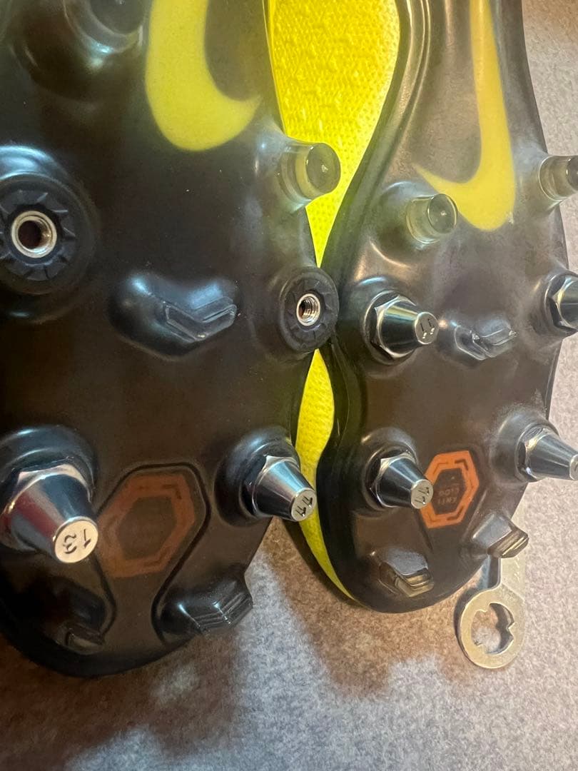 【値引相談可】ナイキ　ファントムVSNエリート