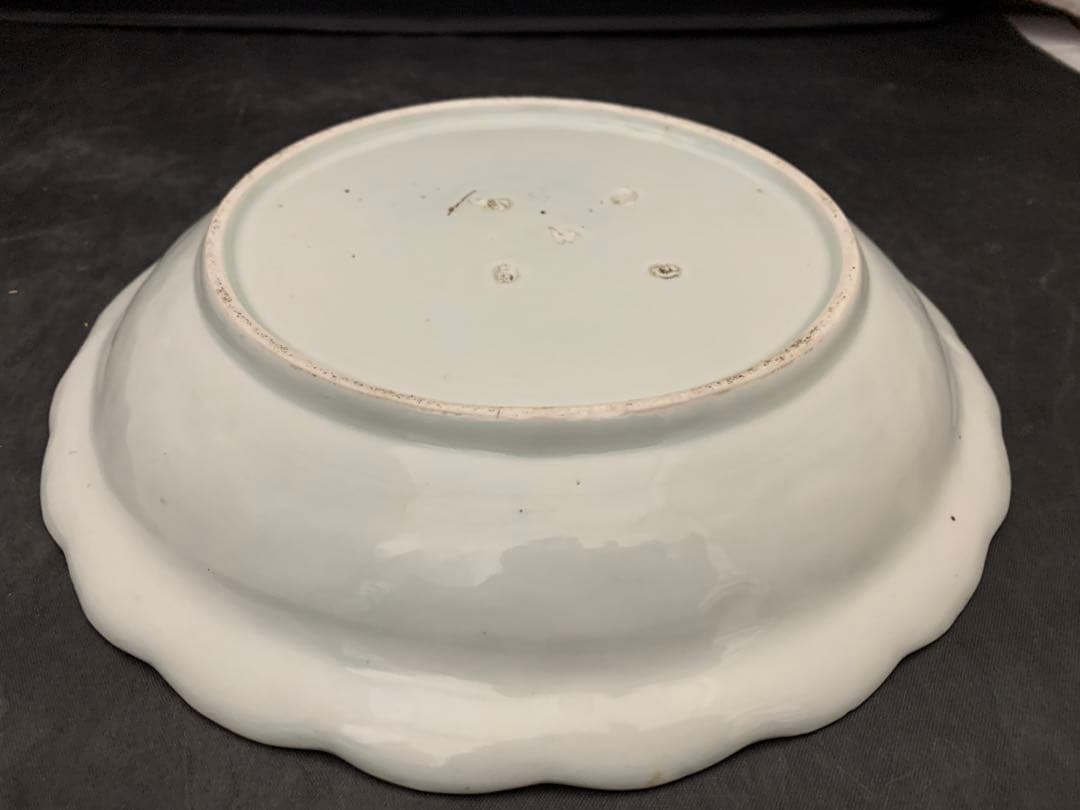 古伊万里　　鉄拐仙人染付図輪花皿　約直径27㎝