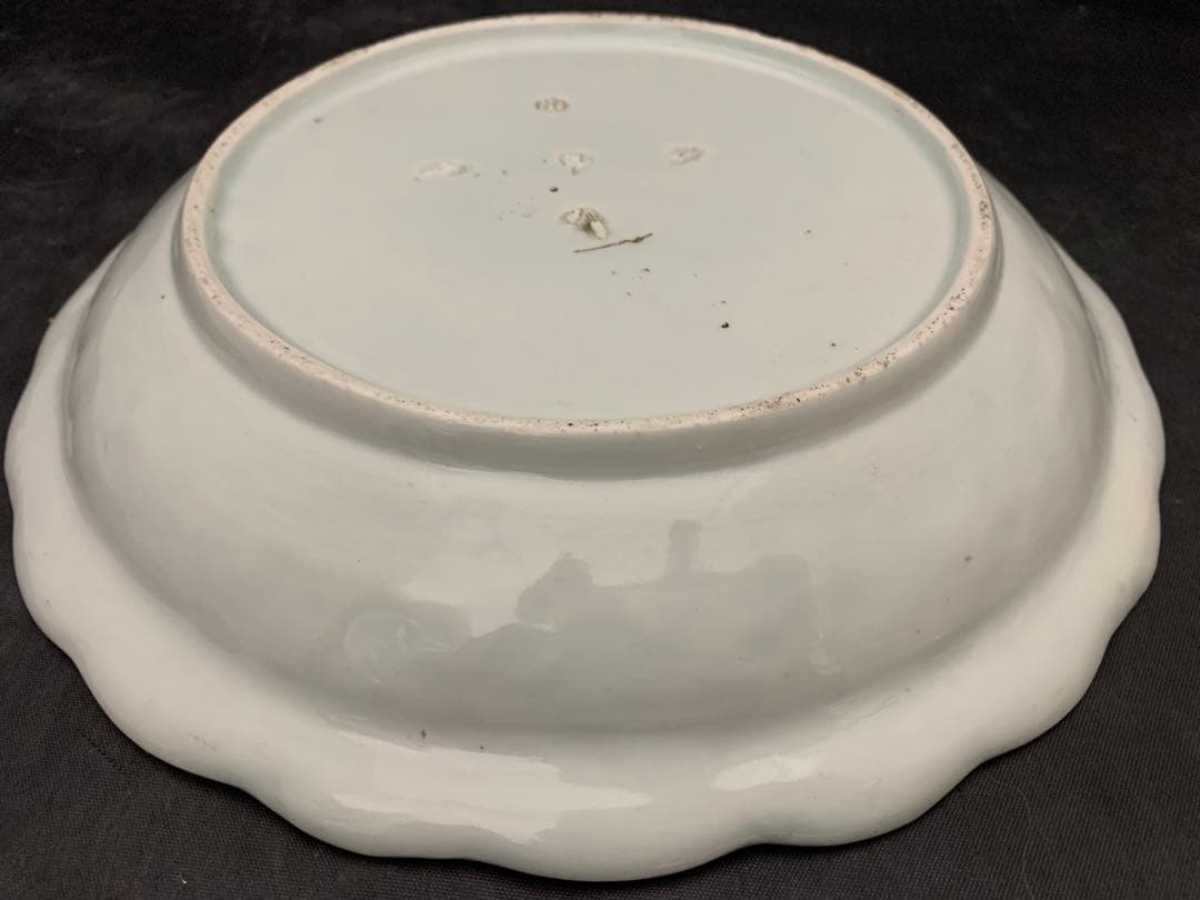 古伊万里　　鉄拐仙人染付図輪花皿　約直径27㎝