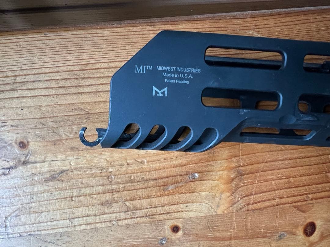 実物　MI midwestindustries 12.5inch ハンドガード