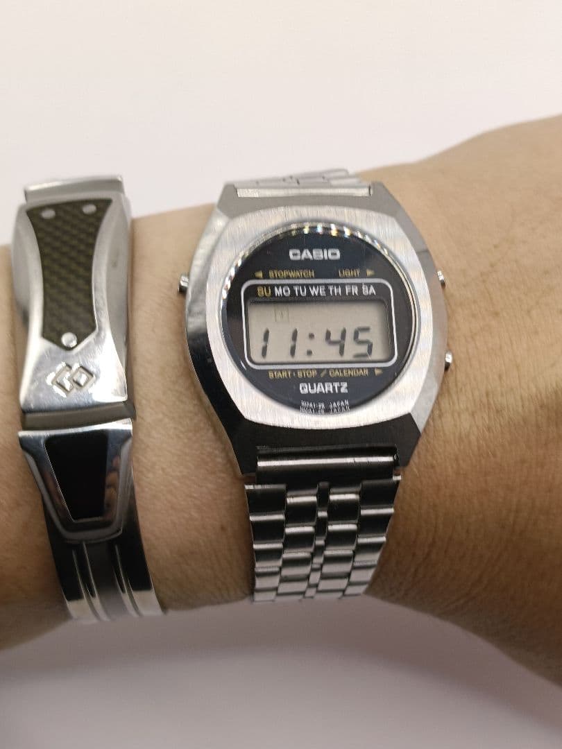 希少・日本製 CASIO 31QR-17 スクリューバック ヴィンテージ 稼働品