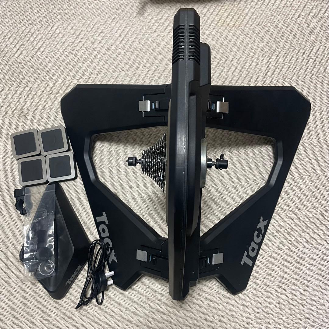 Tacx NEO Smart スマートトレーナー／Zwift対応／スプロケット付