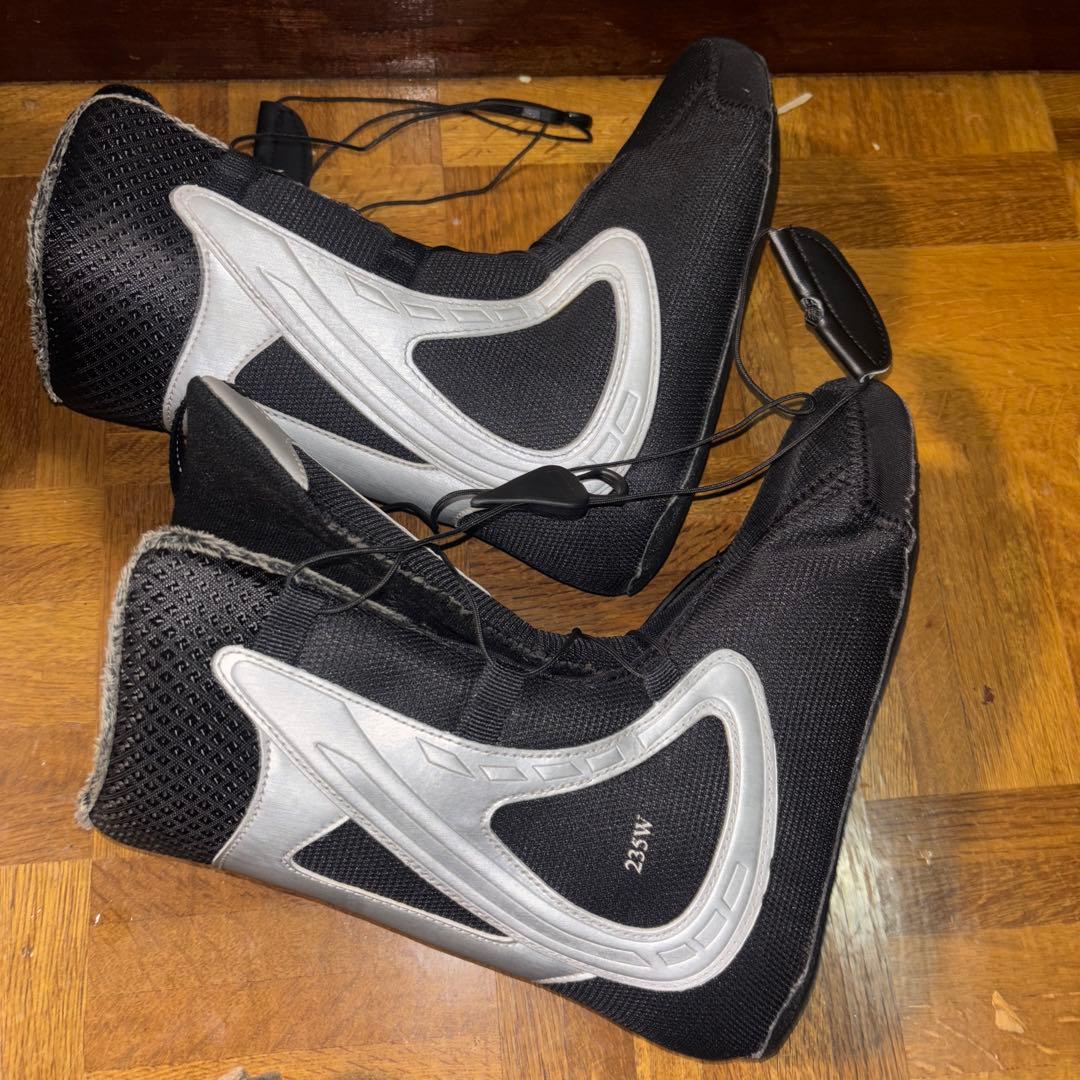 FASTECレディーススノーボードブーツ　BOA ダイヤル式　23．5