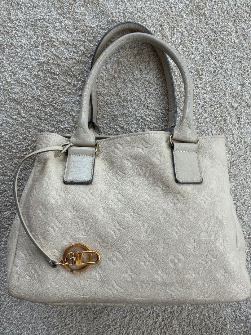 LOUIS VUITTON モノグラムアンプラント　レザーバッグ　オフホワイト♡