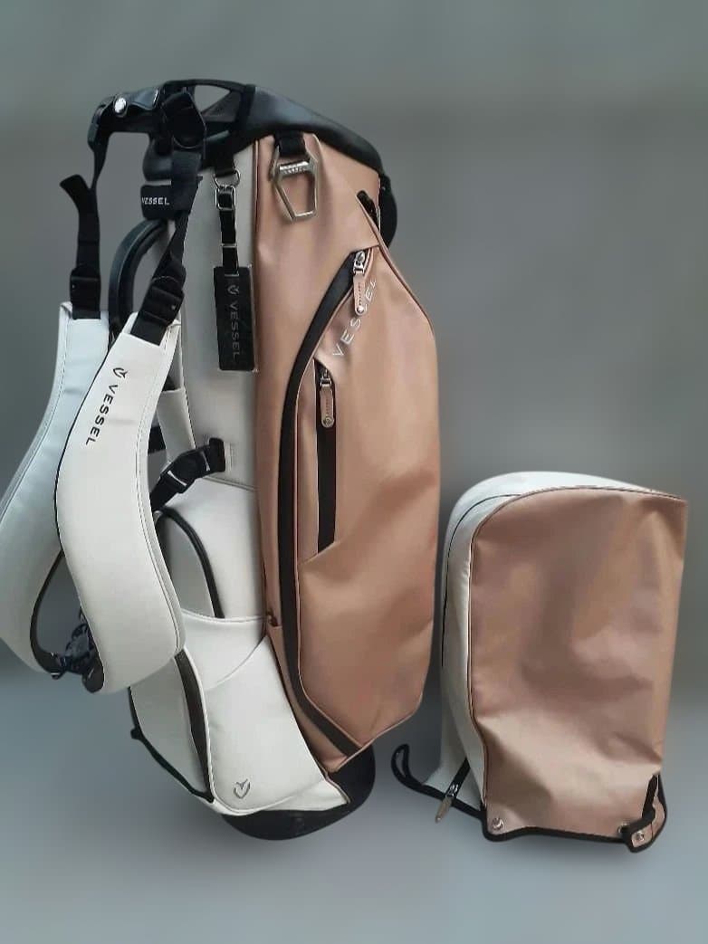 希少カラー　美品　ベゼル　キャディバッグ　VESSEL PLAYER 3.0