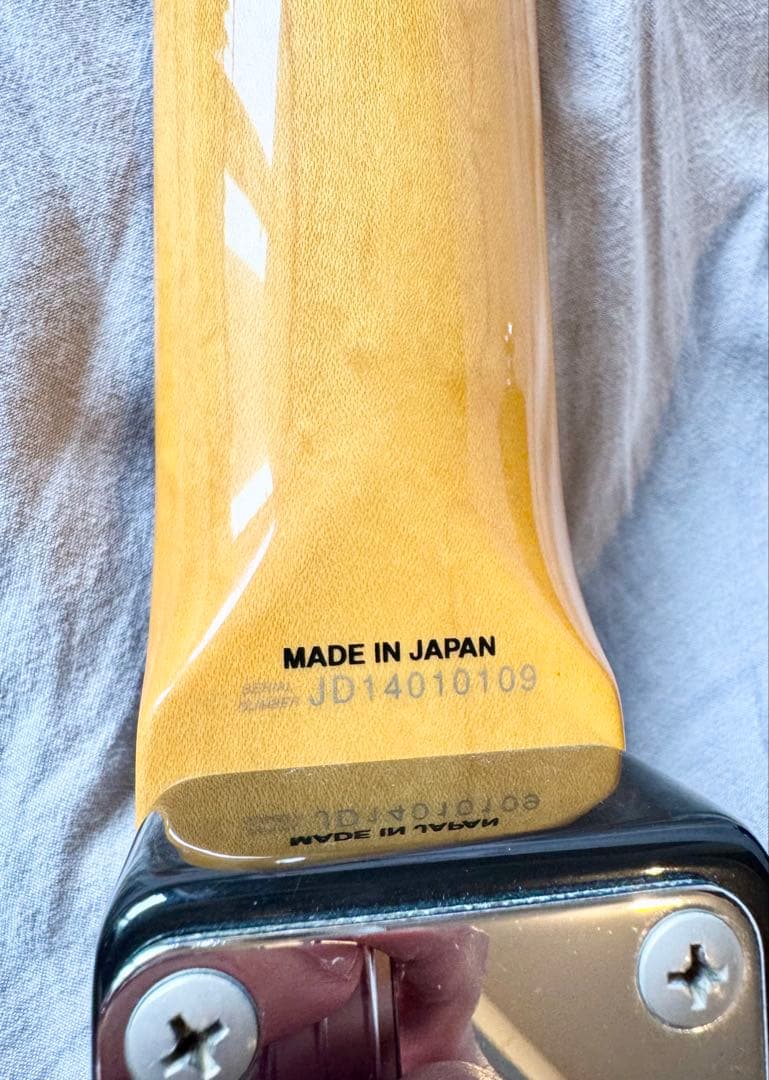 【美品】fender Japanストラトキャスター custom shop PU