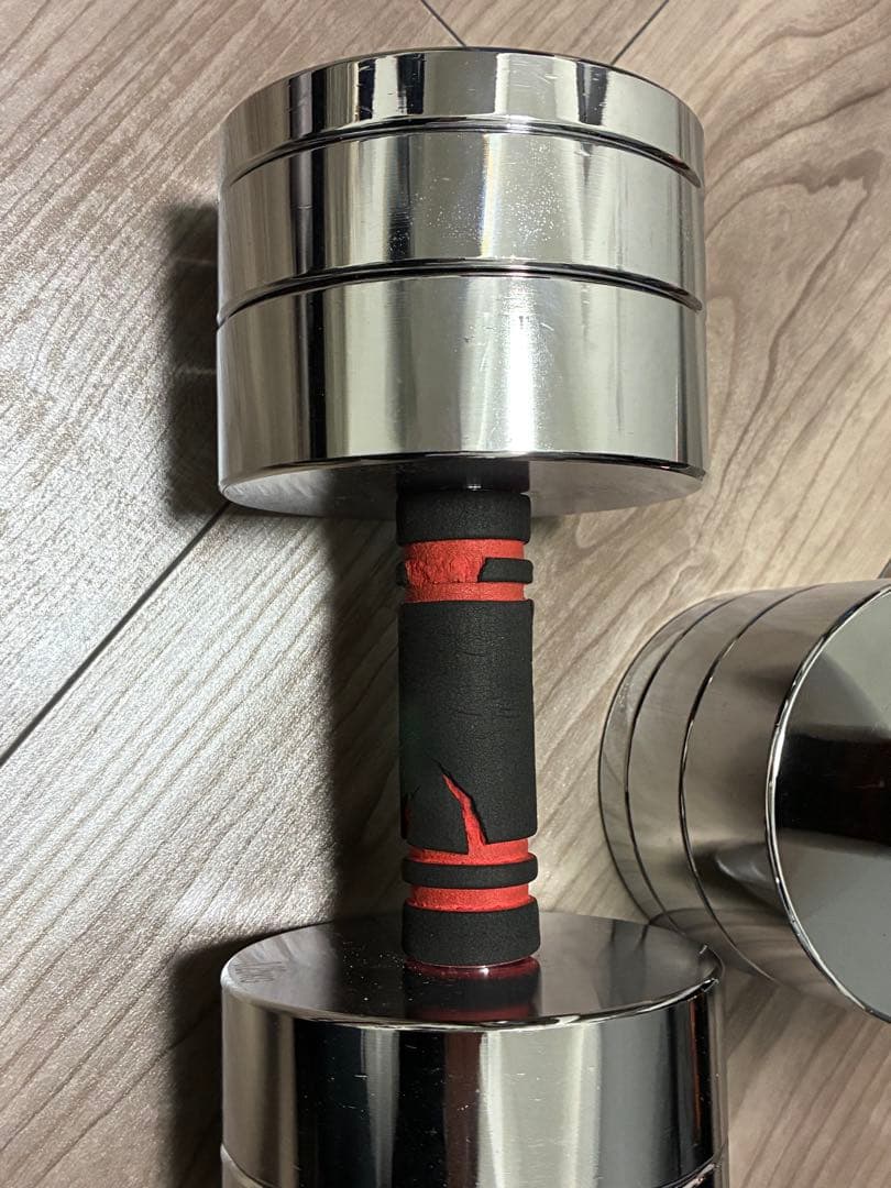 トレーニングベンチとダンベルセット3セット