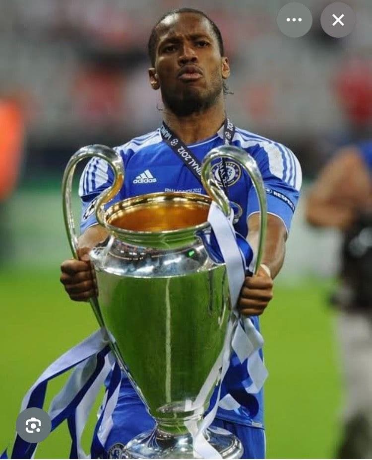 11-12 チェルシー　ドログバ　アディダスオフィシャル　CL決勝戦ユニフォーム