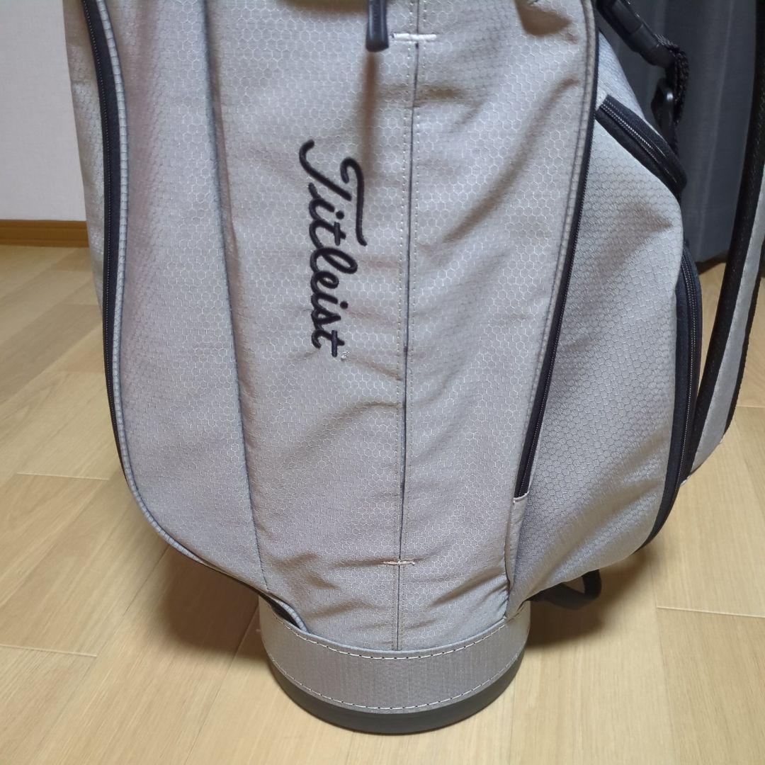 美品希少タイトリスト シティアクティブキャディバッグ 軽量2.5kg 8.5型