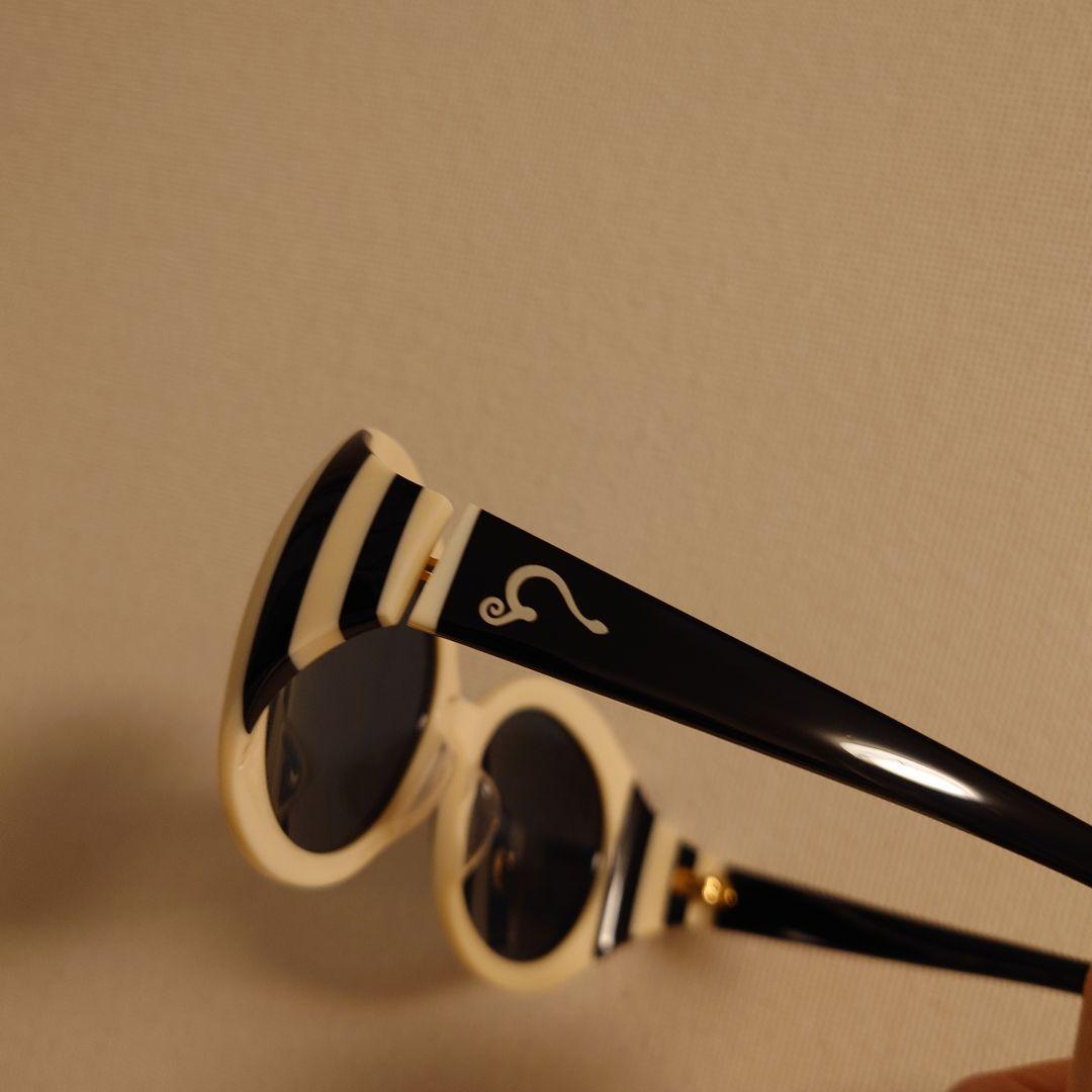 P*e様 GURUGURUサングラス(HYDE)