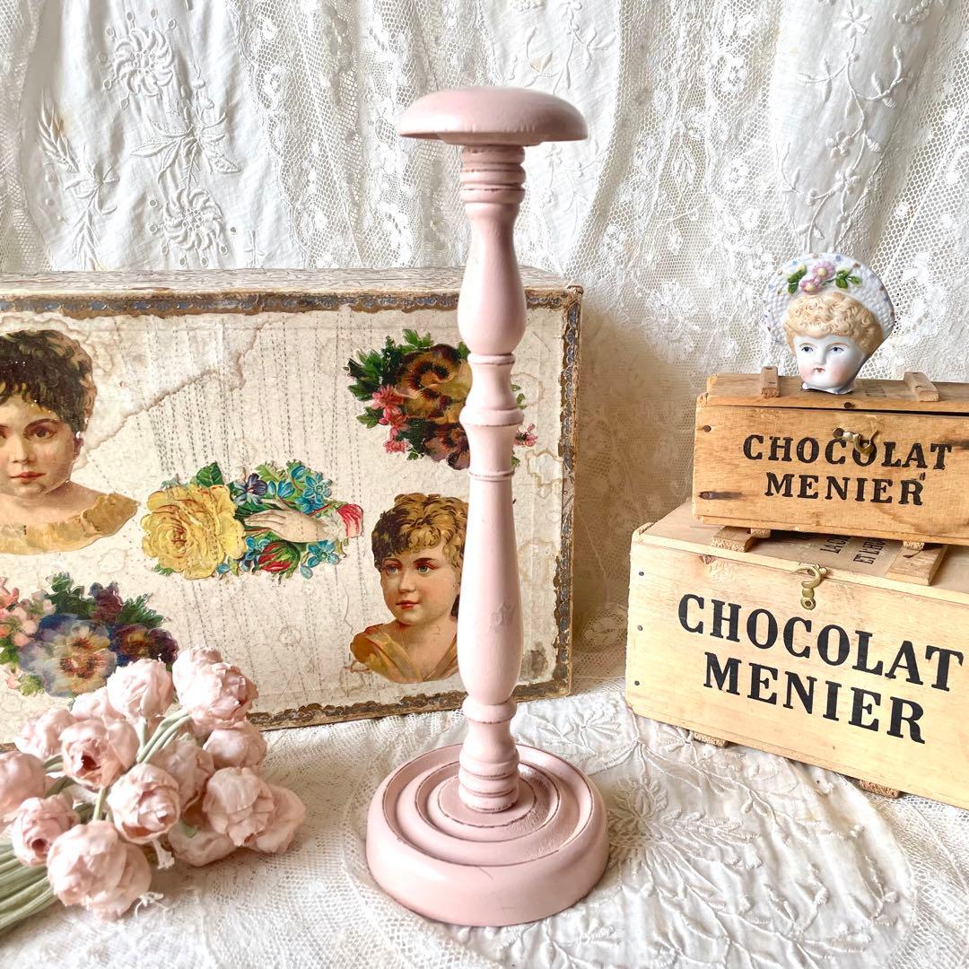 ストロベリーミルクピンクのハットスタンド　フランスアンティーク　ベビー　ドール