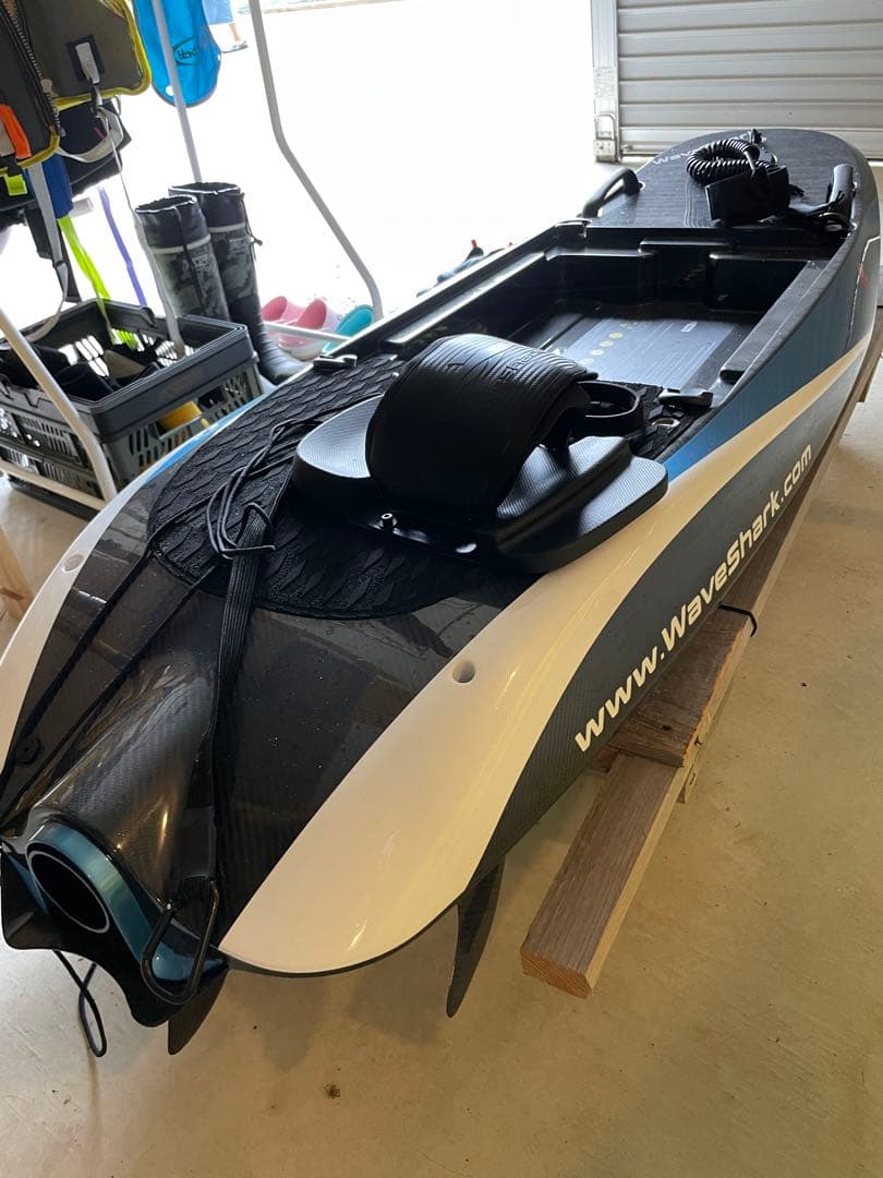 WaveShark世界最速電動サーフボード