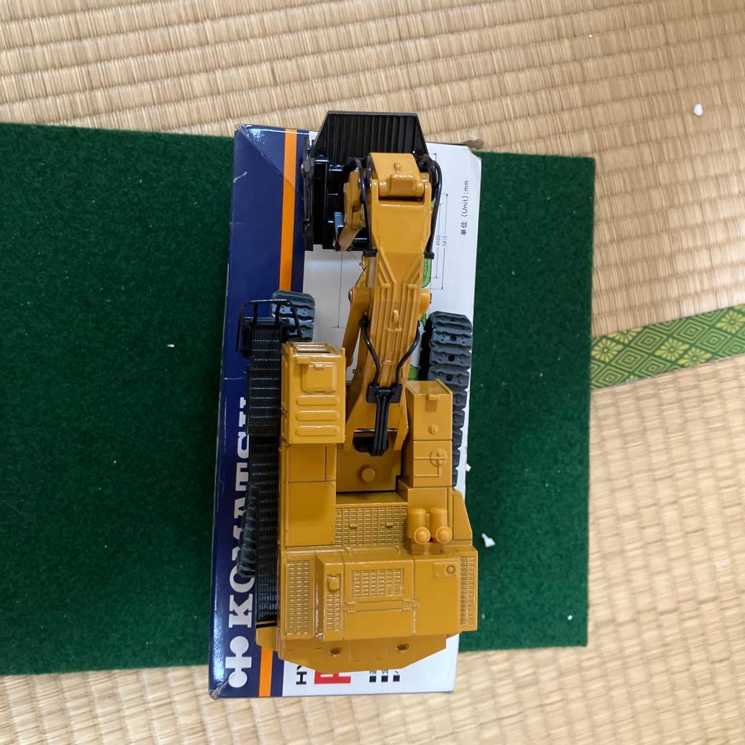 コマツ PC650 油圧ショベル スケールモデル