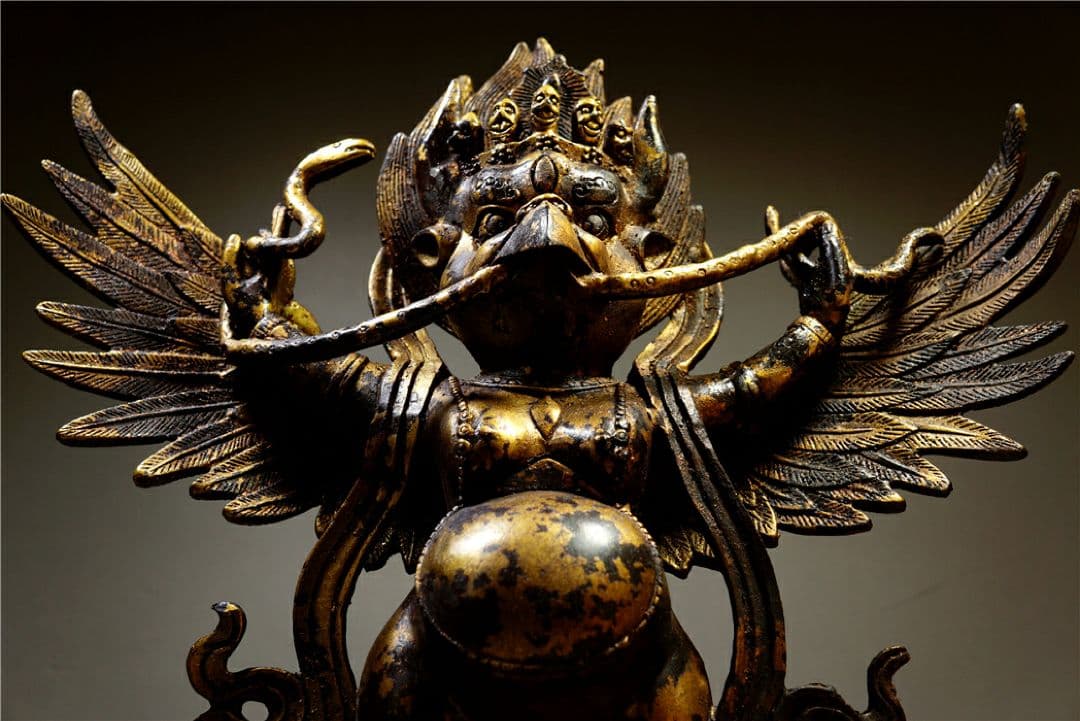 銅製翼神像 約25×9×28cm