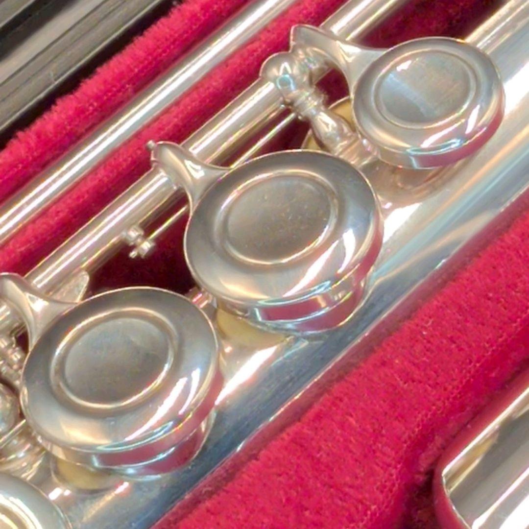 フルート　調整済　ヤマハ　YFL211S（Eメカ.銀メッキ仕様）