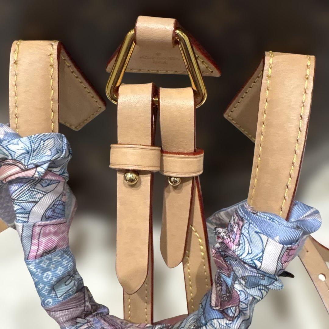 はるぽむ様　LOUIS VUITTON モノグラム LVムーン レザー