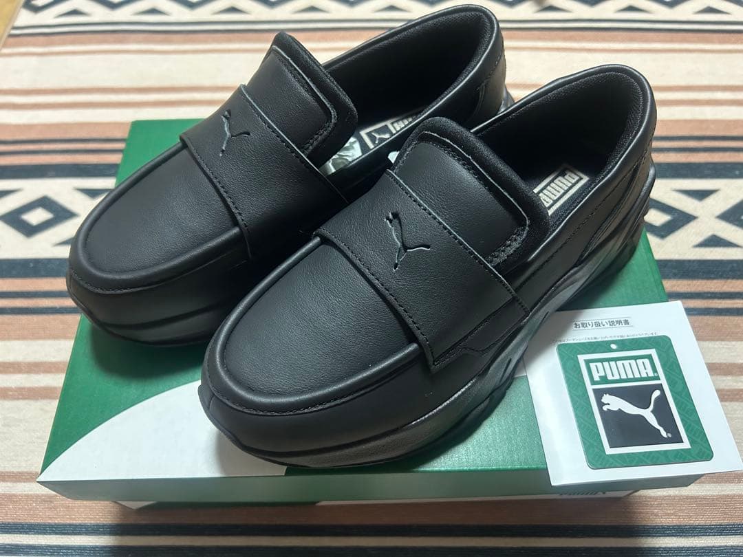 PUMA ローファー